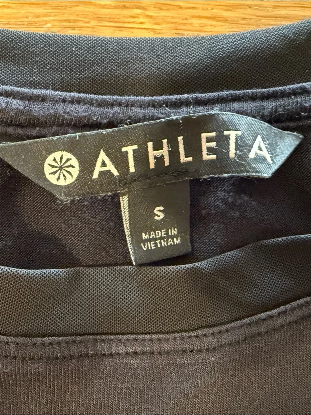 Athleta Black Sleeveless Crew Muscle Tank